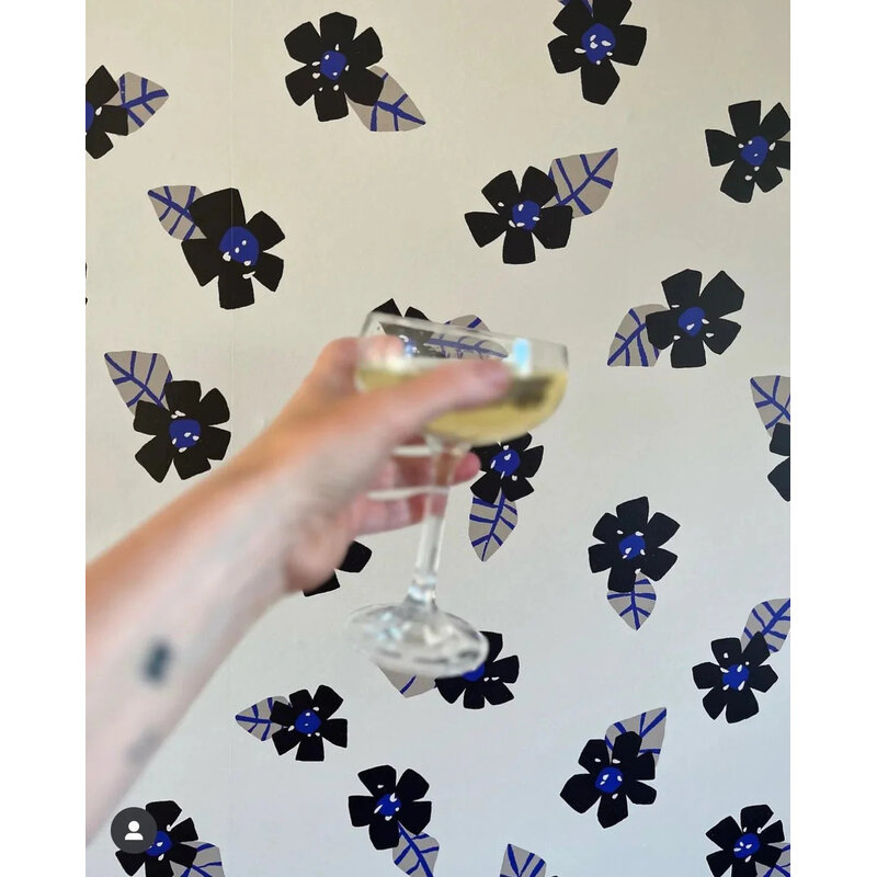 Meet Me at the Wall-collectie Behang Play at Slaep -  Poppy Flowers Light - Natural Noord