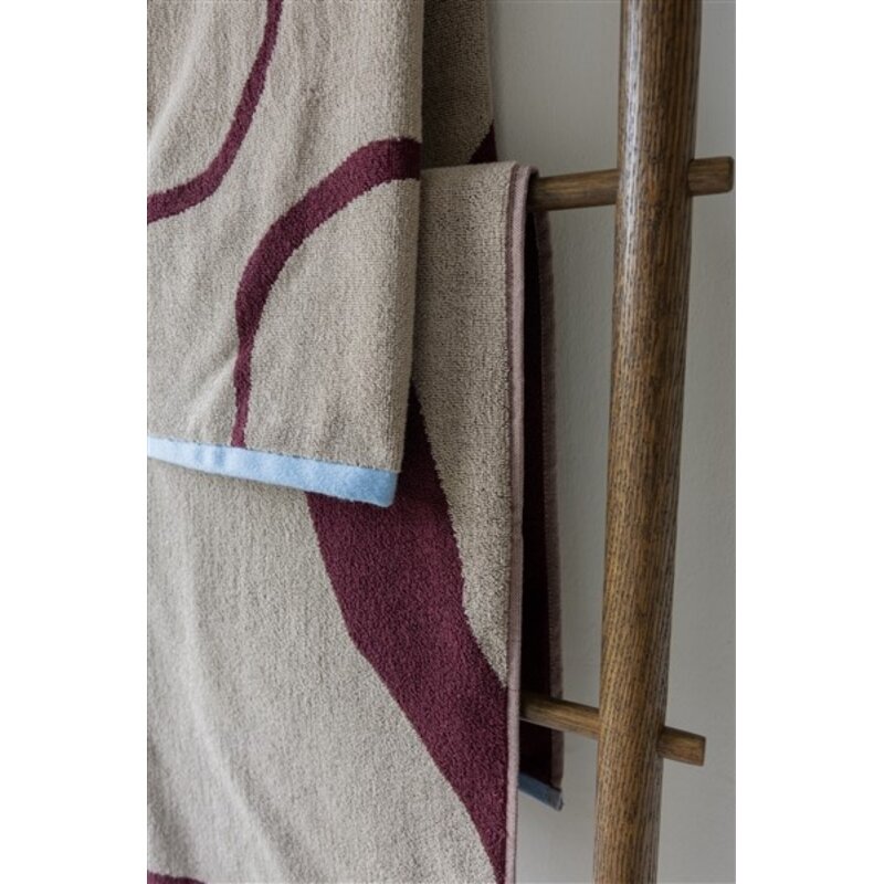 Mette Ditmer-collectie NOVA ARTE bath towel Wine / Sand