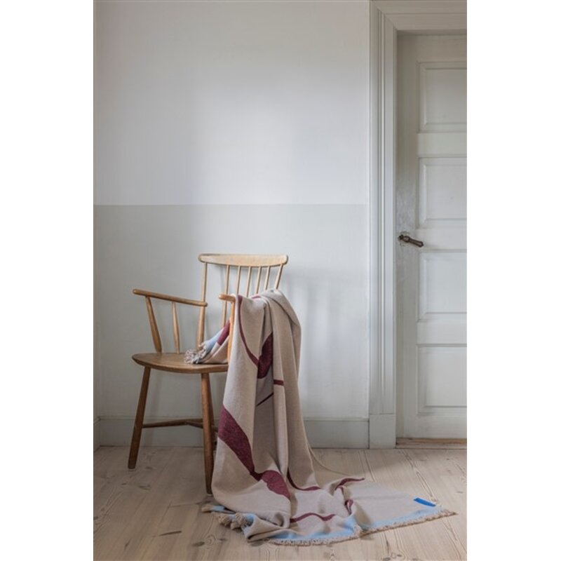 Mette Ditmer-collectie STUDIO throw Wine