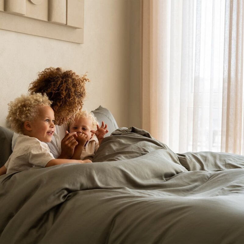 Coco & Cici  TENCEL Twill Dekbedovertrek Olijfgroen | + 1 kussensloop 60x70