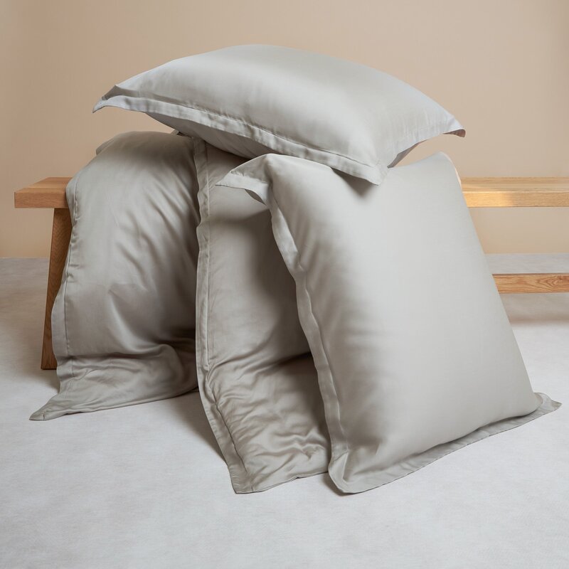 Coco & Cici  Tencel Sateen Dekbedovertrek 140 x 200 cm - 1 Persoons Beddengoed - Taupe - Lyocell - Hypoallergeen & Extra Zacht - 1 Kussensloop (60x70)