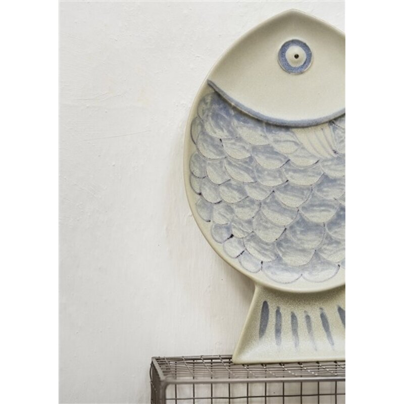 Madam Stoltz-collectie Schaal Vis  aardewerk met vissen licht blauw zand