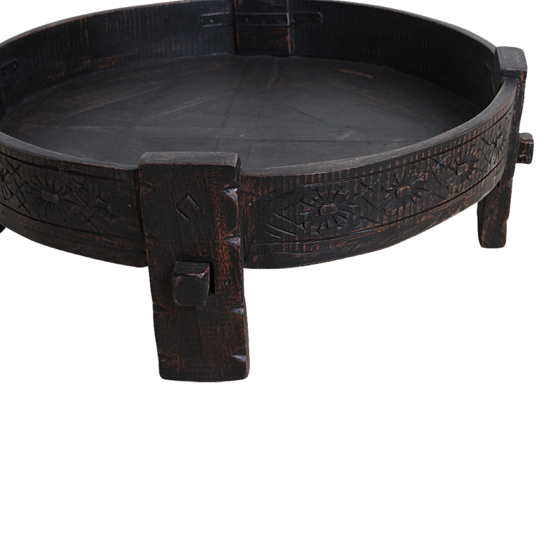 Raw Materials-collectie Black Chakki side table - 73x73x25 cm