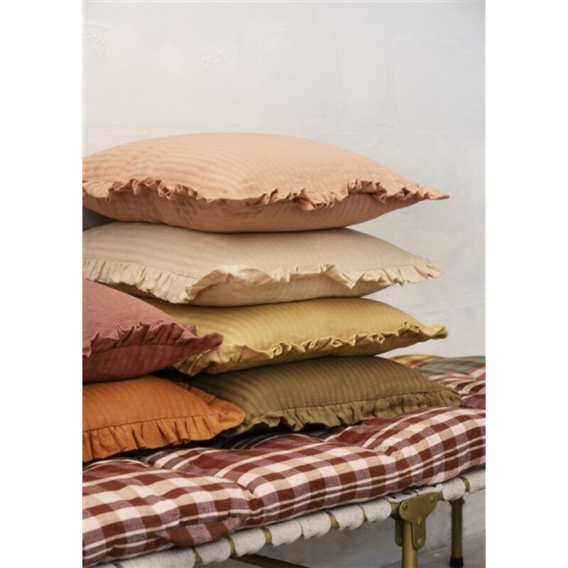 Madam Stoltz-collectie Kussenhoes met ruches Roestbruin