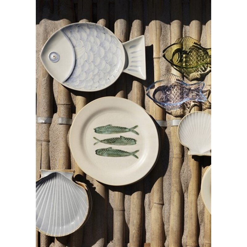 Madam Stoltz-collectie Schaal  / bord schelp aardewerk lichtblauw