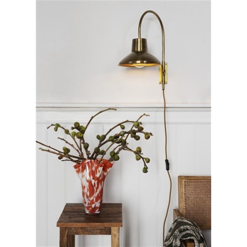 Madam Stoltz-collectie Metalen wandlamp Ant. messing B-keuze