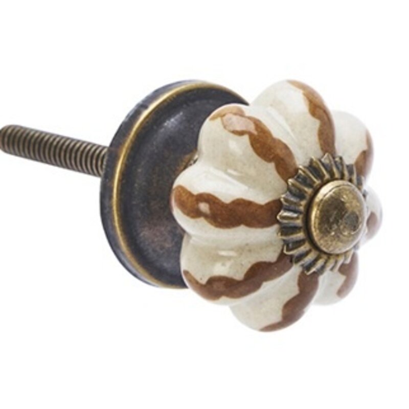Madam Stoltz-collectie Handbeschilderde aardewerk deurknop off white, kaneel, donkerblauw, Antiek messing