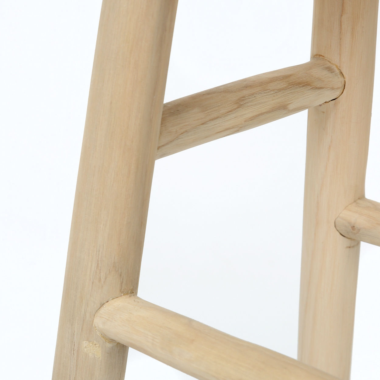 Bazar Bizar The Kedut Bar Stool - Natural