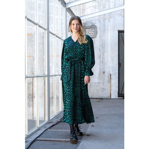 Download/Ebook S1323 Robe Vikki