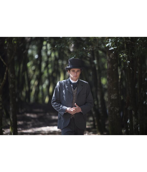 Lumière Series PICNIC AT HANGING ROCK | BLU-RAY