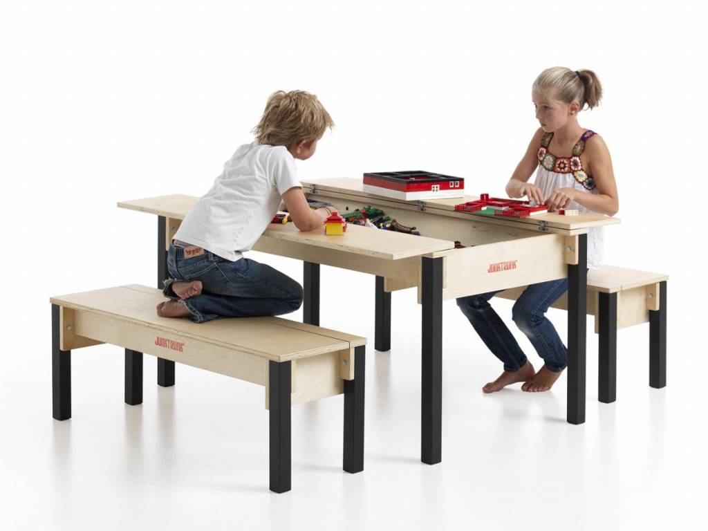 Grande table pour lego avec coffre de rangement et bancs assortis 