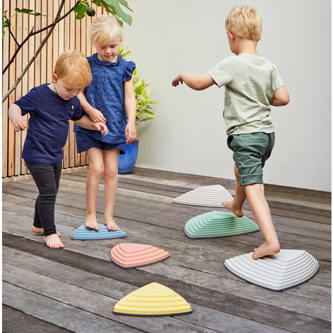 Gonge Pierres de Rivière motricité 9 pièces couleurs nordiques (ou 11 pcs.)