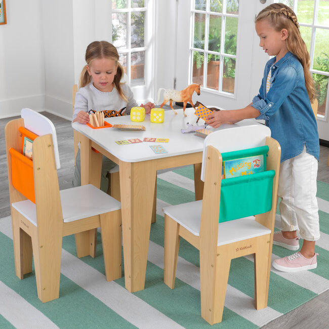 Kidkraft Table montessori en bois  avec 4 chaises