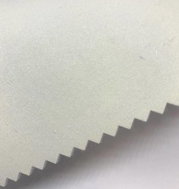 Gentle blackout 140 - Ivory | per meter