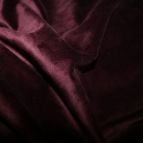 Velvet 145 - Aubergine | volle rol