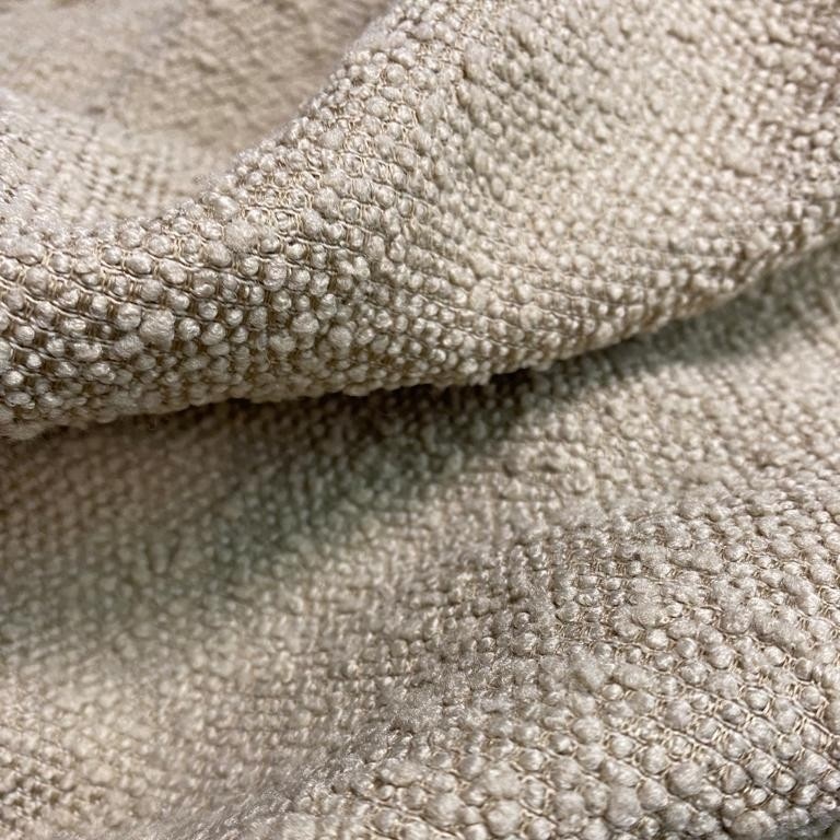 Bouclé 145 - Beige | uniek restant van 3,95 meter