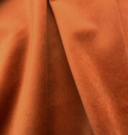 Lush Velvet 300  - Amber | uniek restant van 3,55 meter