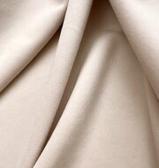 Lush Velvet 300 - Chrystal | uniek restant van 21,10 meter