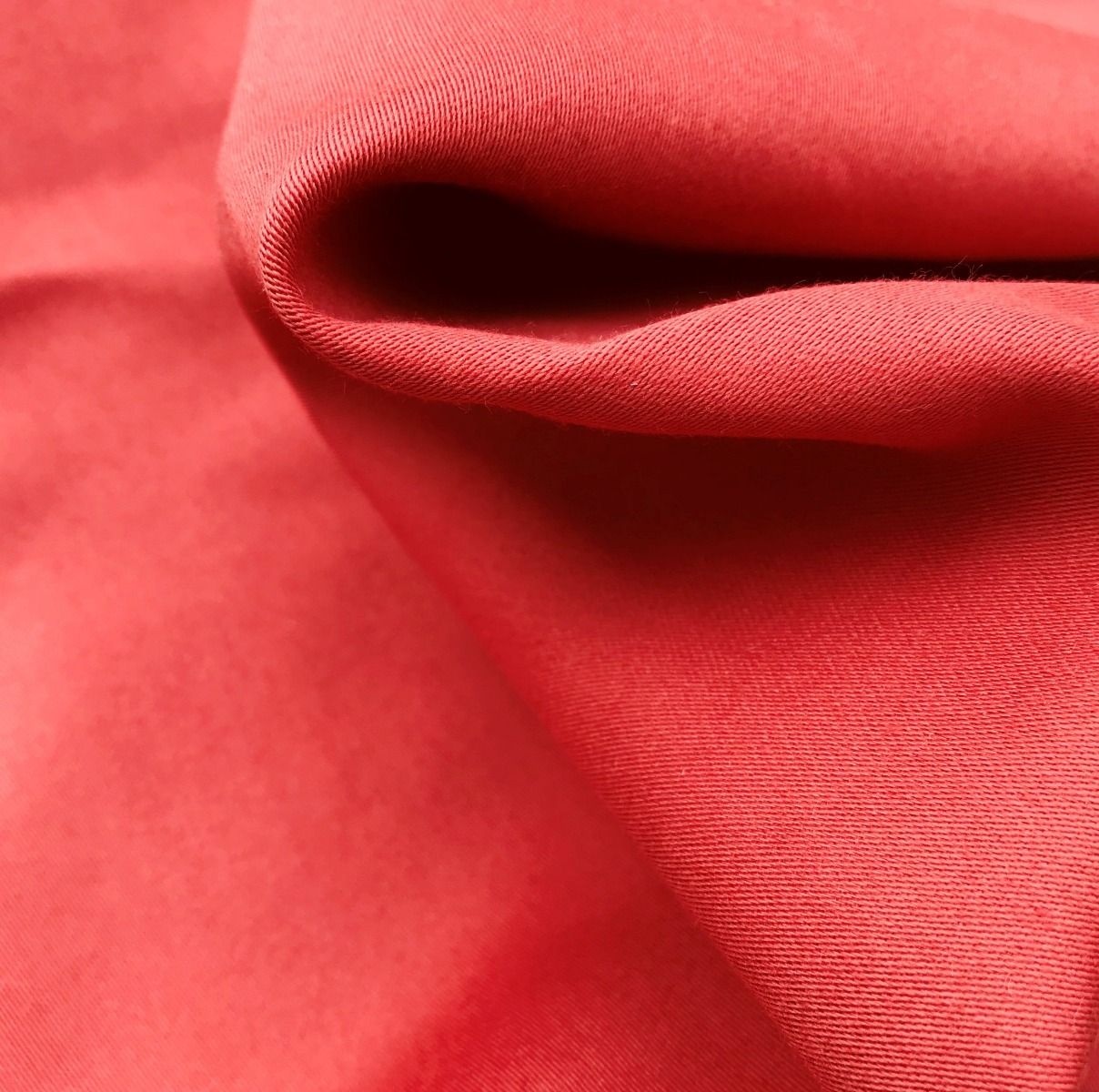 Windowdresser 280 - Granaat rood | uniek restant van 40,00 meter