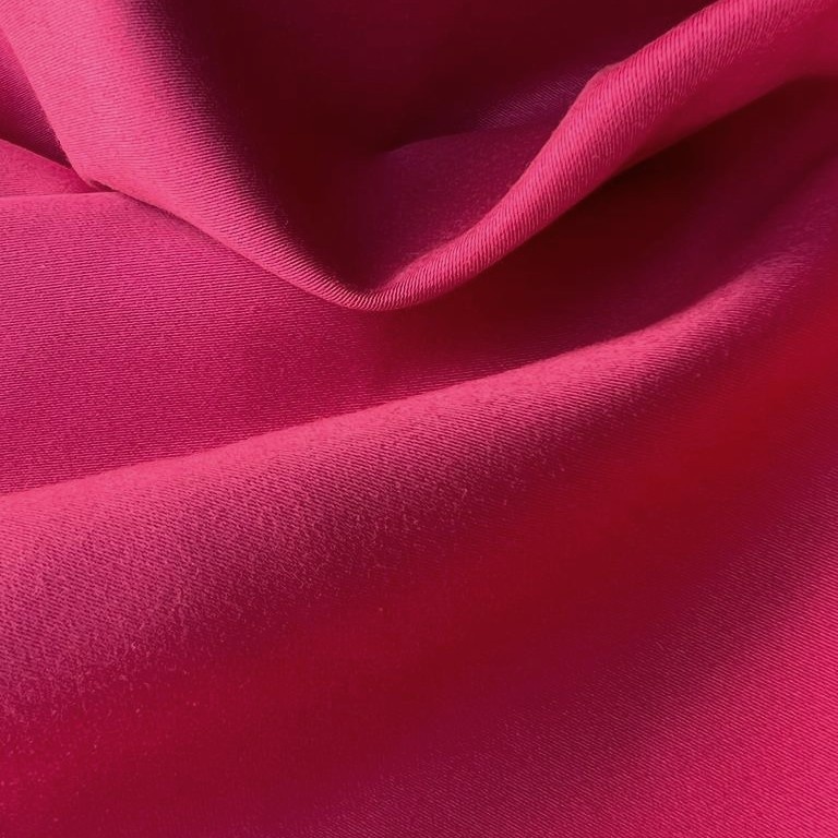Windowdresser 280 - Fuchsia | uniek restant van 17,15 meter