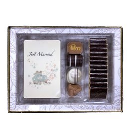 Giftbox Royal Just Married