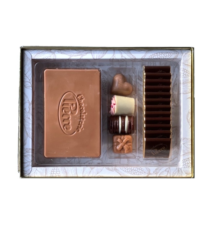 Luxe box Royal bonbons, chocolade en napolitains