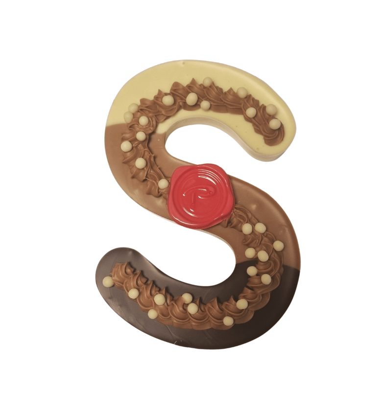 Luxe Chocoladeletter Tricolore: wit,  melk & puur - Sinterklaas chocolade