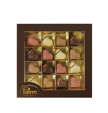 Luxe cadeaubox met 16 hartjesbonbons