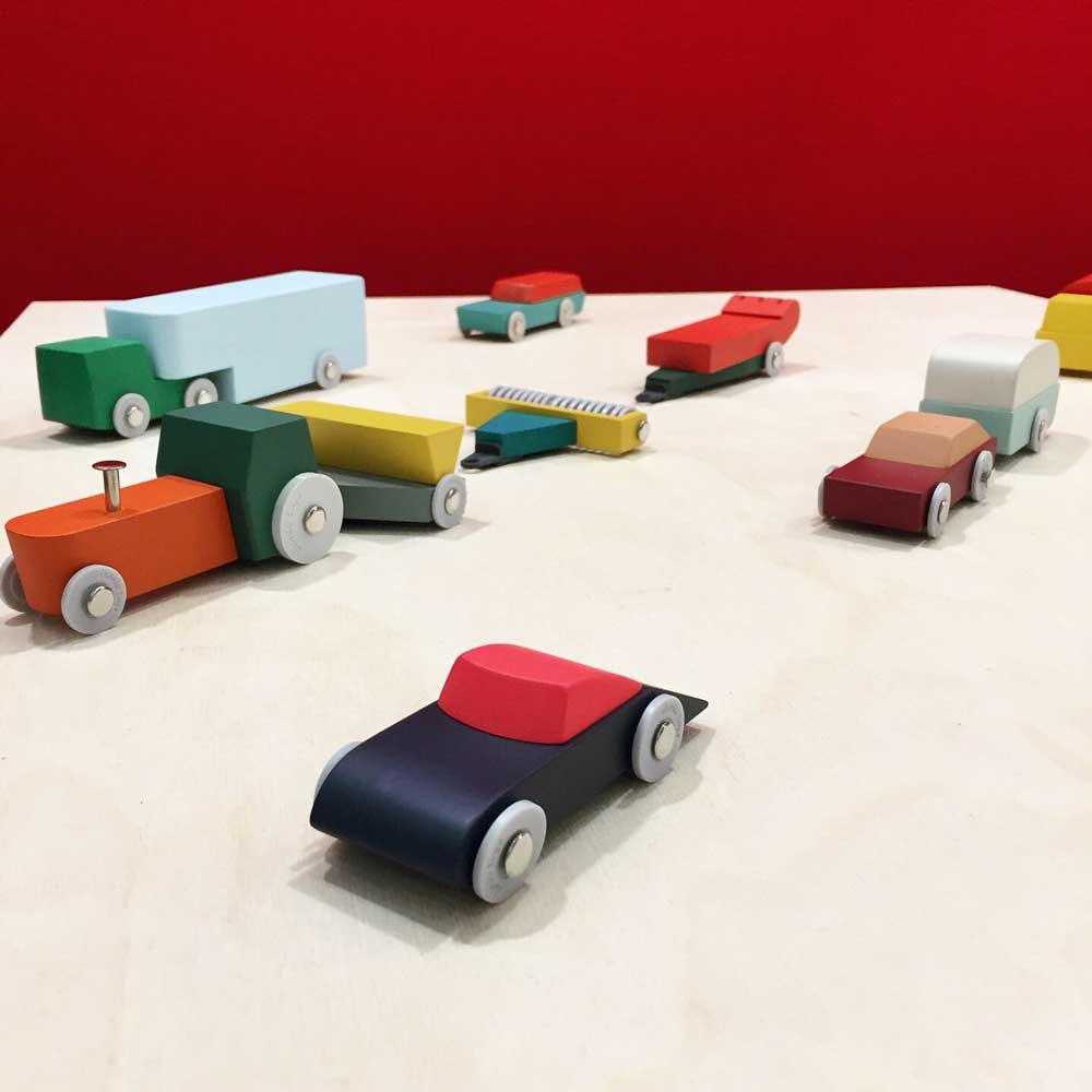 ikonic design maison et objet floris hovers duotone cars