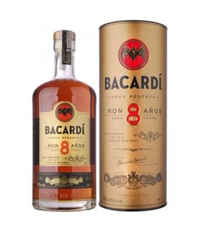 Bacardi Ron 8 Anos Gift Box   Volume: 100 cl