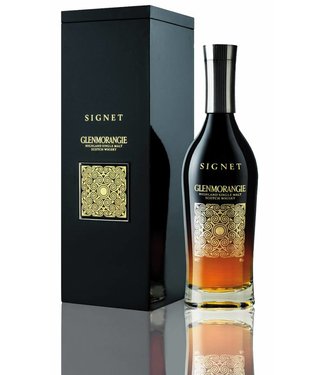 GLENMORANGIE  A limited number of gift boxes with the motif of