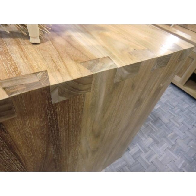 Decomeubel Cube-U Table with dovetails