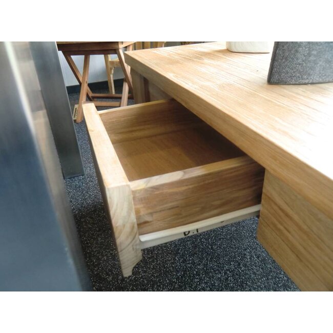 table basse grand pied