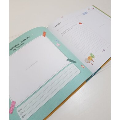 Mijn schoolfoto's album geel