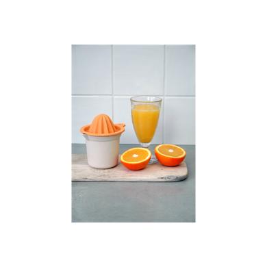 Zuperzozial Bamboo squeeze in citrus press orange