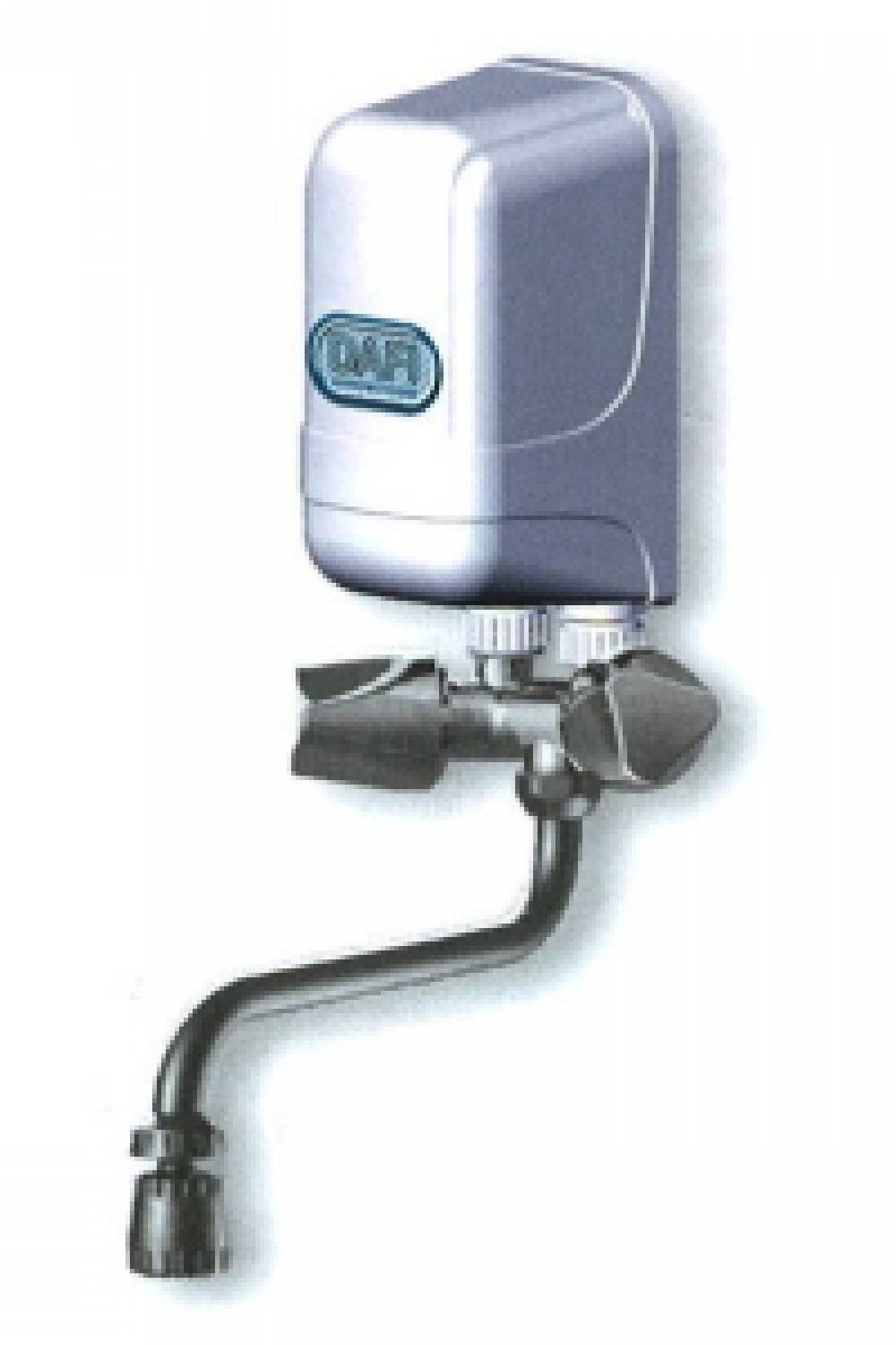 Water heater (TMC) kst. metaal kraan 18 cm. 230V 4500 Watt.