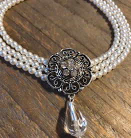 Kropfkette dreireihig