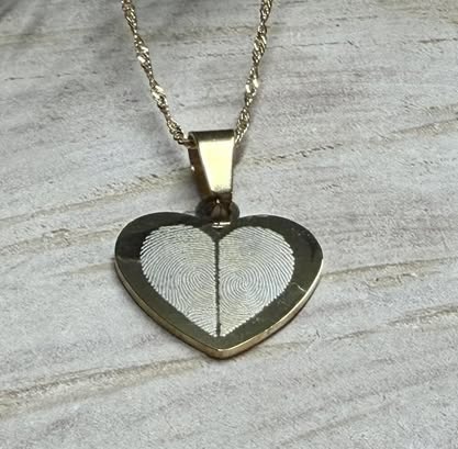 Kette mit Fingerabdruck