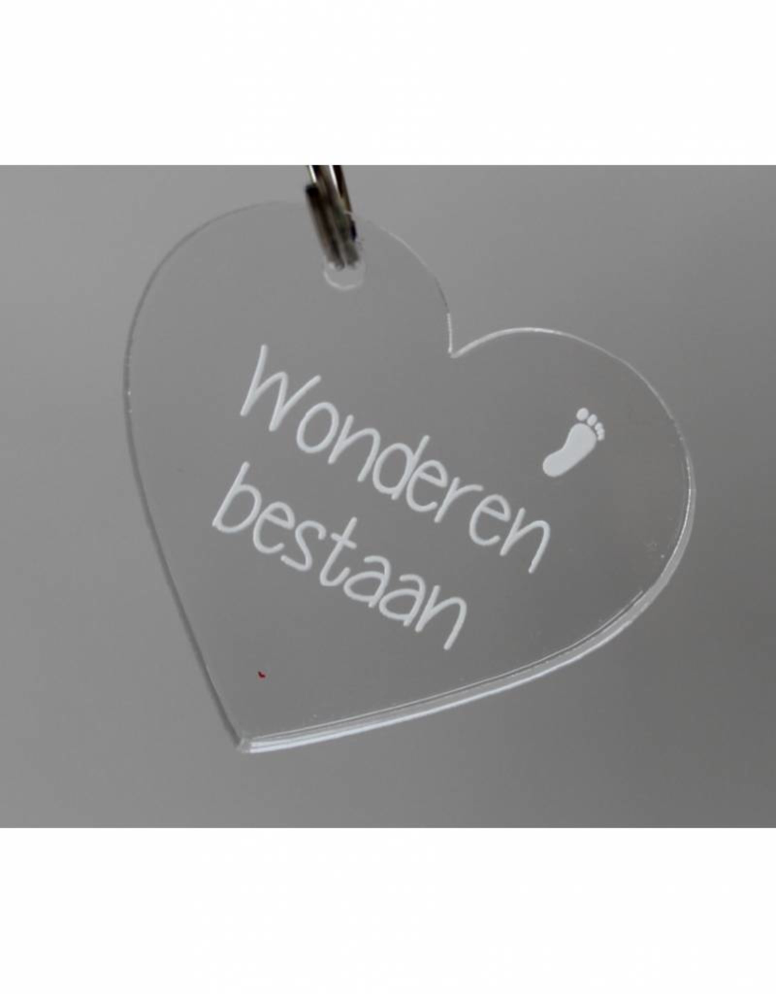 Sleutelhanger hartje "Wonderen bestaan"