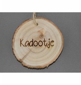 Houten cadeau-label - "Kadootje"