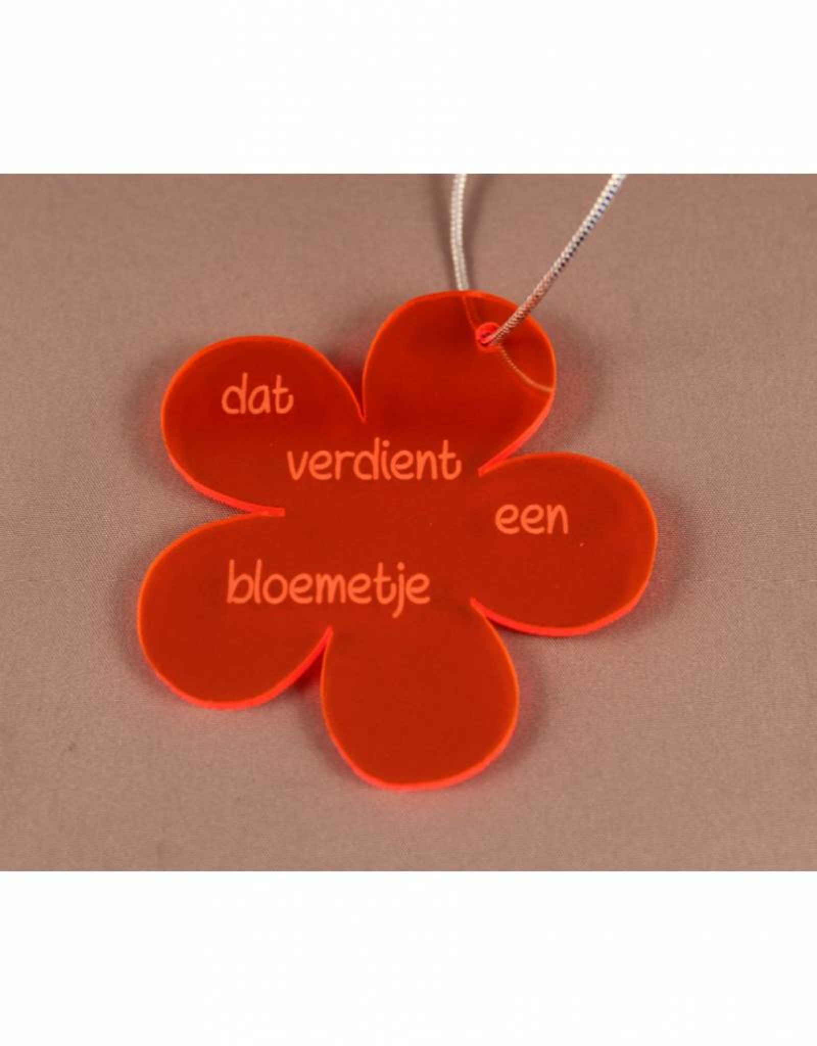 Cadeau-label Bloem - "Dat verdient een bloemetje"