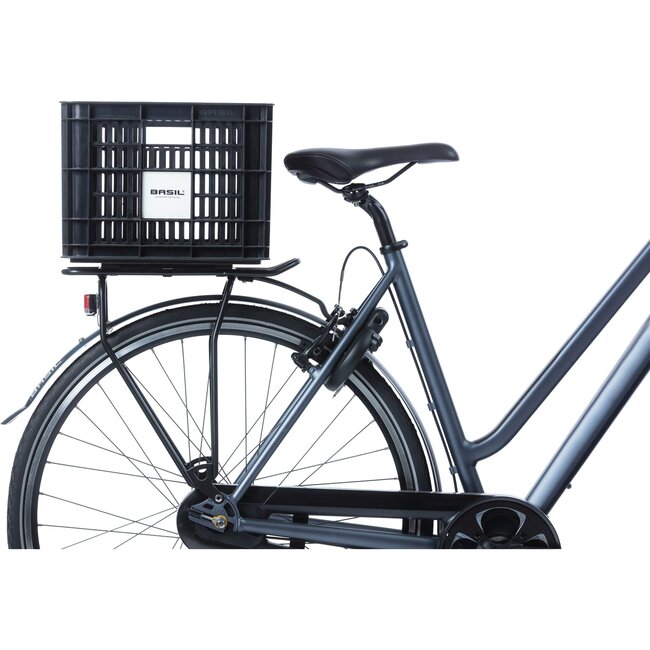Basil fietskrat M black 29.5L recycled