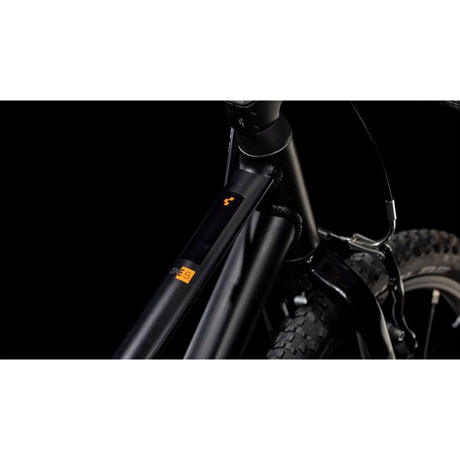 Cube  Numove 180 Jongensfiets 18 inch zwart/oranje