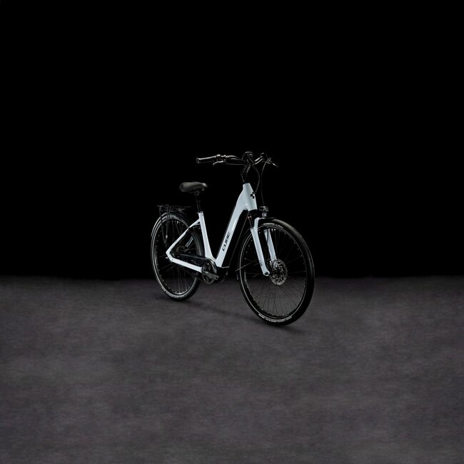 Cube  Supreme Hybrid Exc 625 Se Flashwhite uni Wit 8V