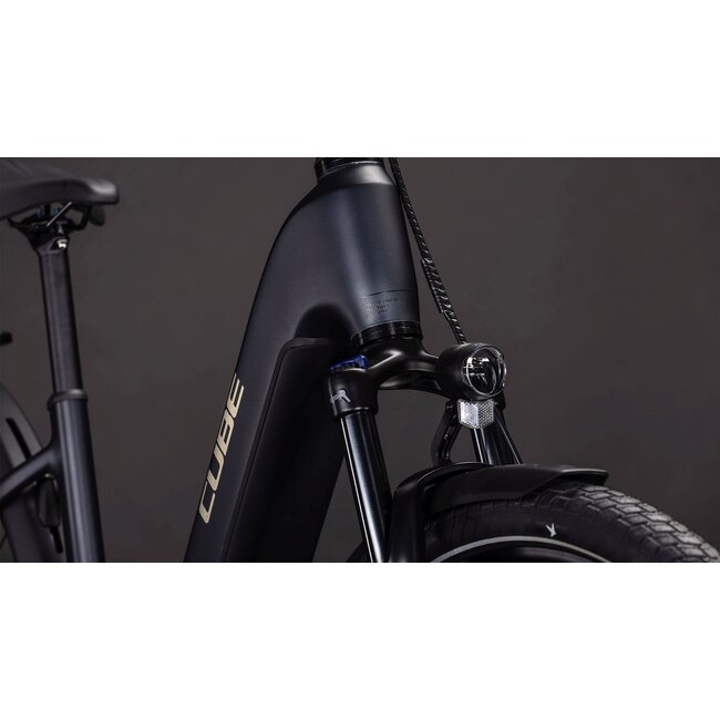 Cube  Touring Hybrid One 600 Coal/chrome uni Zwart 9V