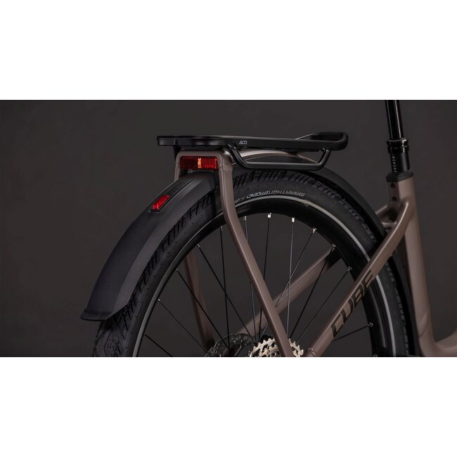 Cube  Kathmandu Hybrid Exc 800 Cedar/chrome uni Bruin 12V