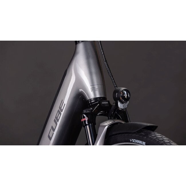 Cube  Supreme Hybrid Deluxe Pro 600 Quicksilver/grey uni 26 inch Zilver