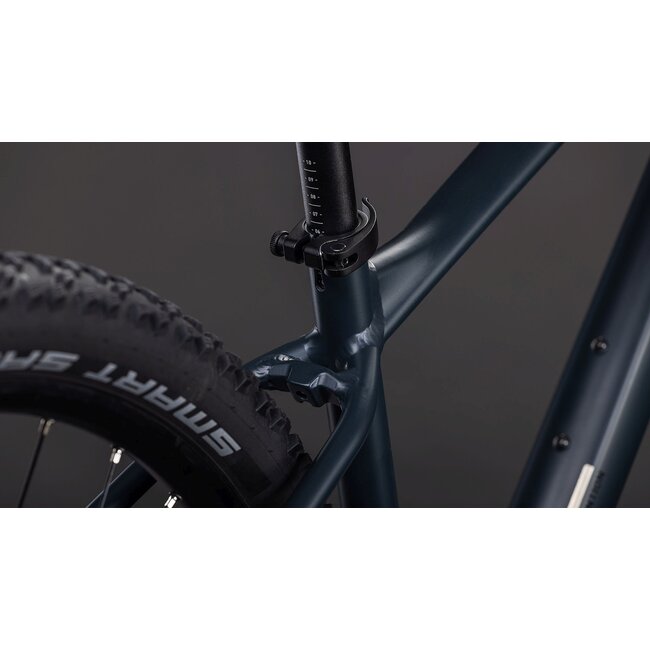 Cube  Attention Pro Night/black MTB 29 inch Zwart 12V