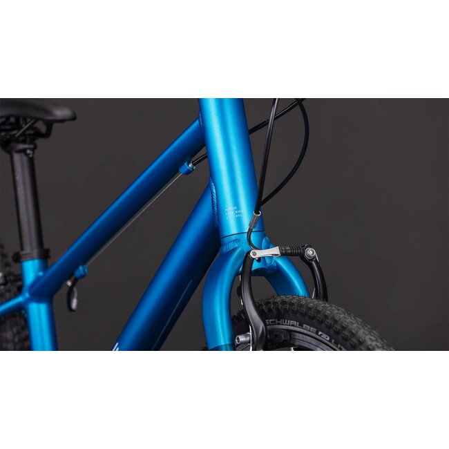Cube  Numove 200 Topasblue/nebula uni 20 inch Blauw 8V