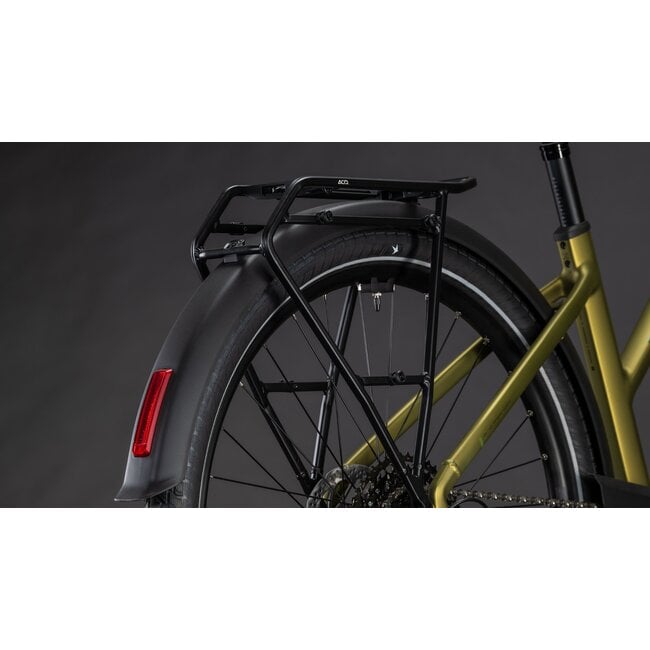 Cube  Touring Hybrid Pro 800